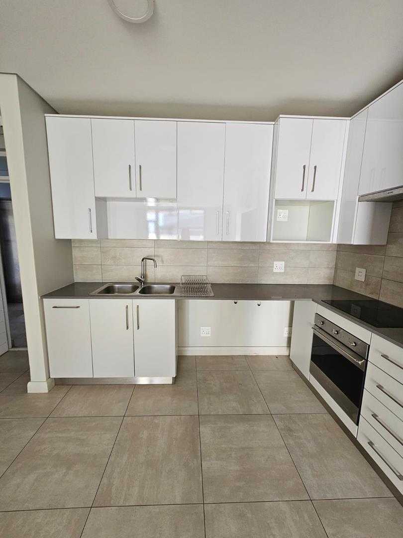 To Let 3 Bedroom Property for Rent in Summerstrand Eastern Cape